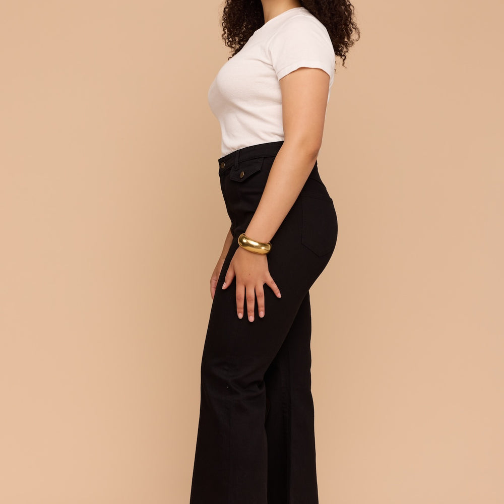 
                      
                        BLACK Denim Flare Jeans SECONDS
                      
                    
