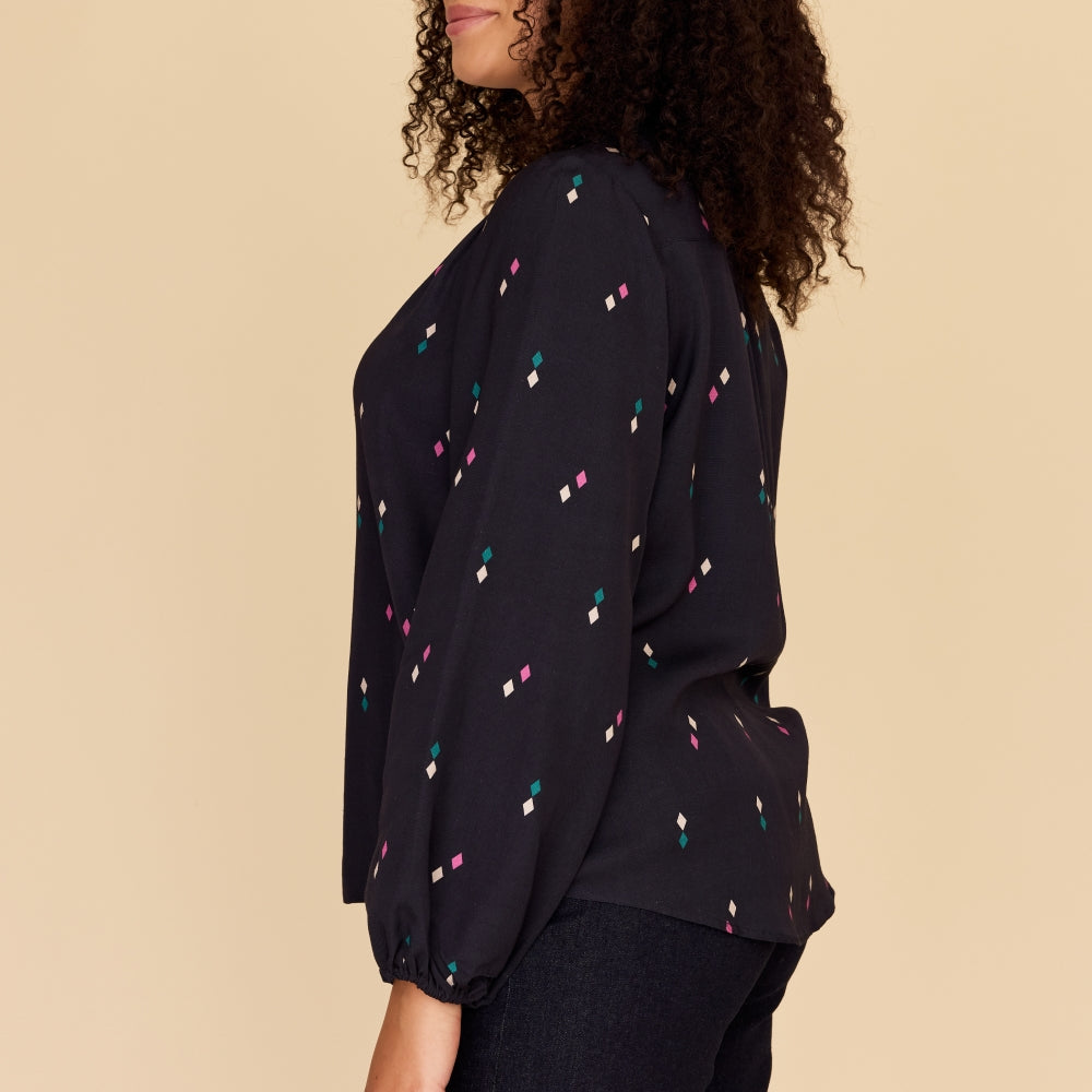 
                      
                        DIAMOND POLKA Shirt
                      
                    