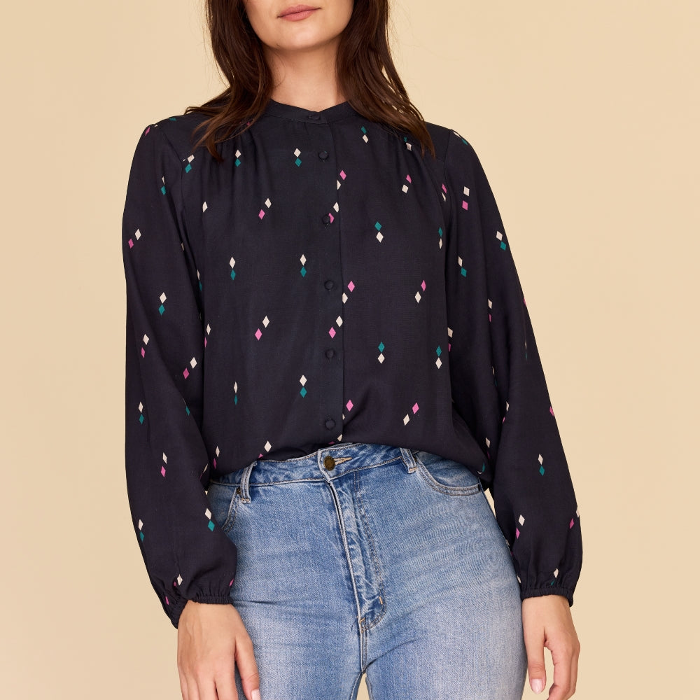
                      
                        DIAMOND POLKA Shirt
                      
                    