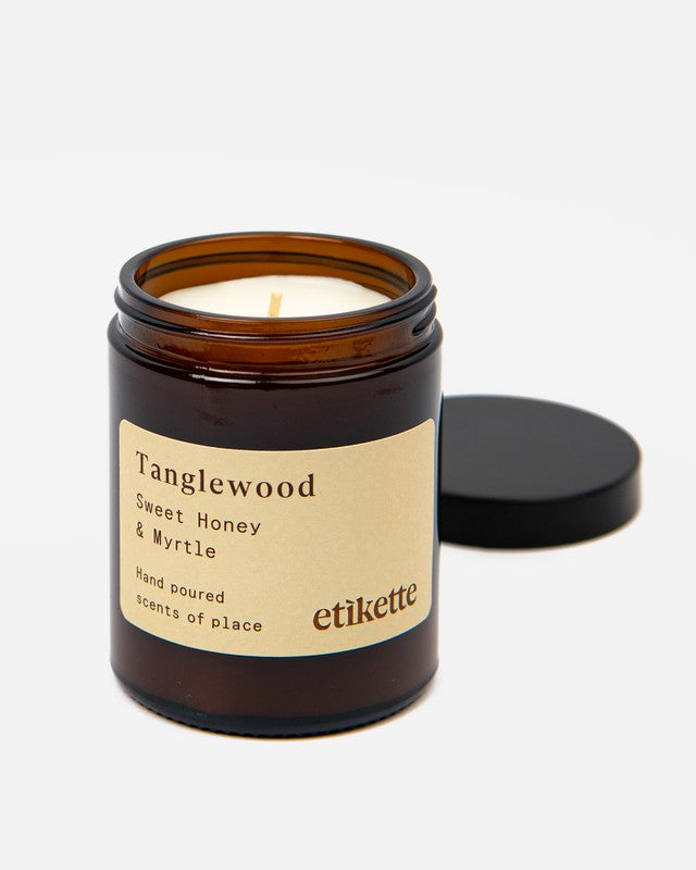 
                      
                        Tanglewood // Sweet Honey + Myrtle Etikette Candle
                      
                    