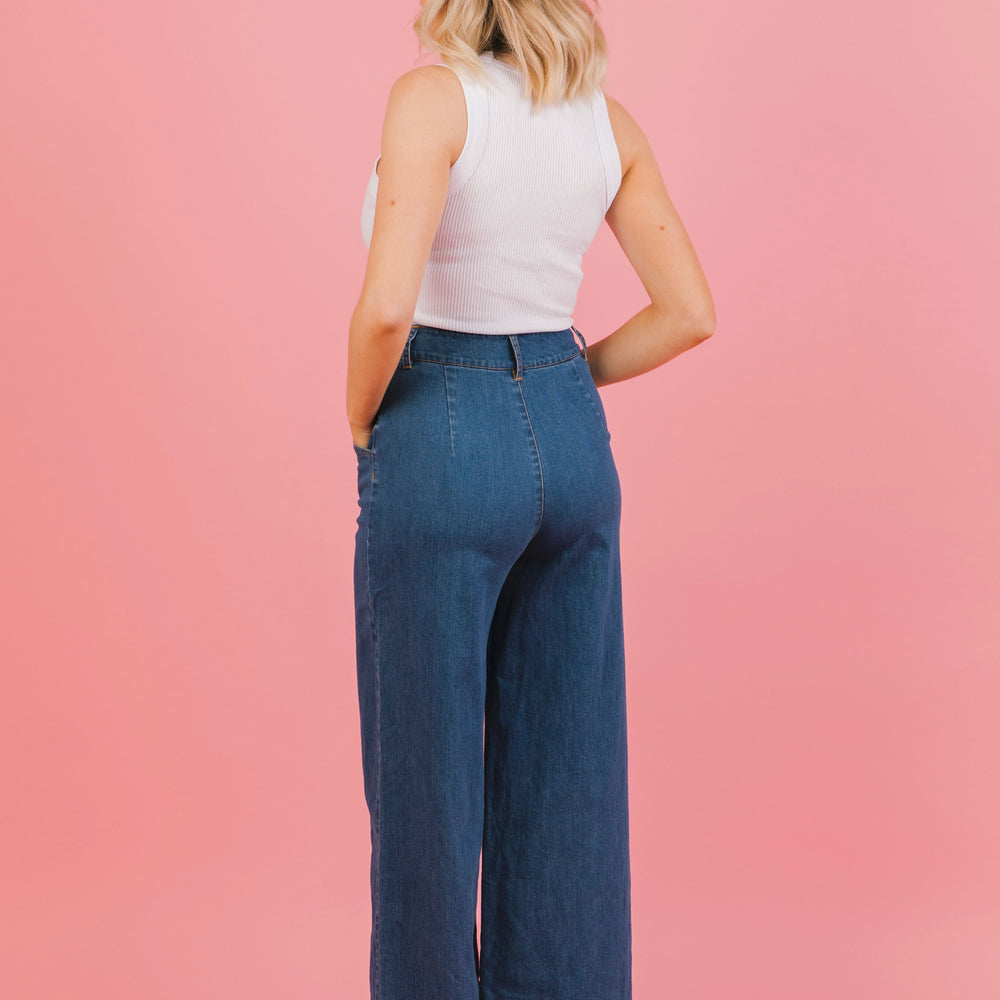 
                      
                        High Waisted Denim Pants (Vintage Wash)
                      
                    