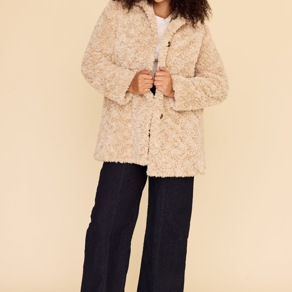 
                      
                        FAUX FUR Coat
                      
                    