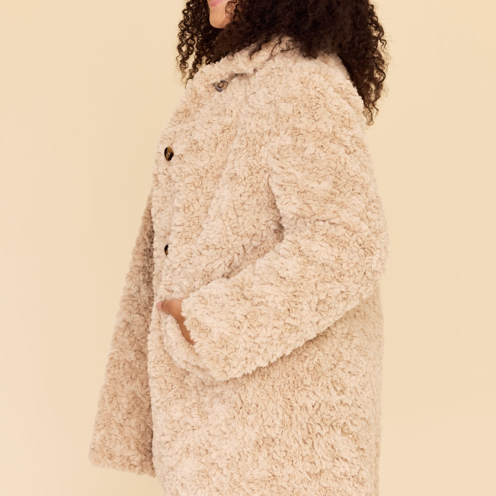 
                      
                        FAUX FUR Coat
                      
                    