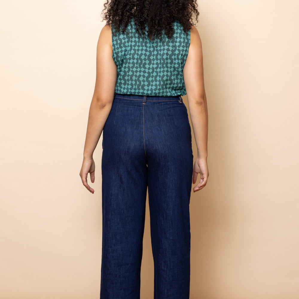 
                      
                        GREEN Mini Geo Top
                      
                    