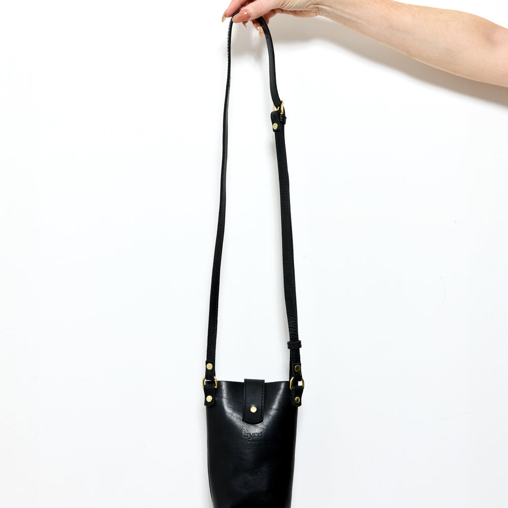 POPPIT 2 WAYS Pouch by Byrd Studio - Licorice Black Leather