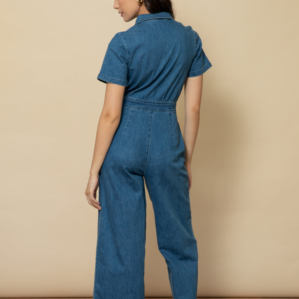 
                      
                        DENIM Freestyler Jumpsuit - VINTAGE WASH
                      
                    