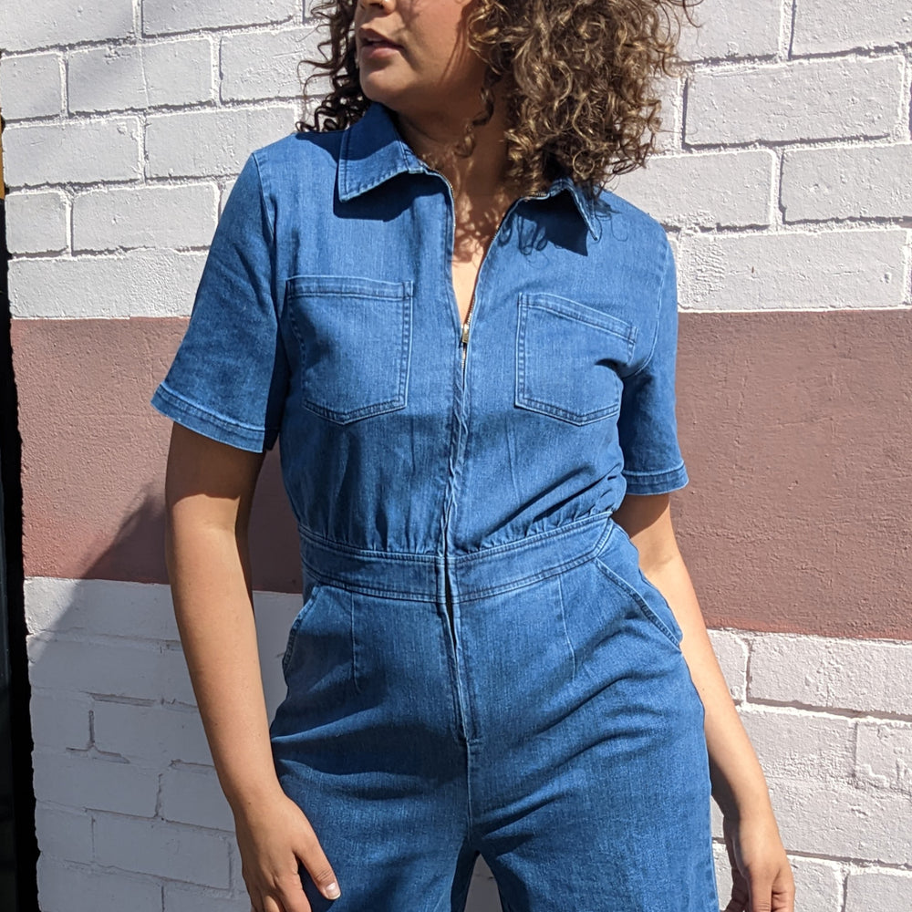 
                      
                        DENIM Freestyler Jumpsuit - VINTAGE WASH
                      
                    