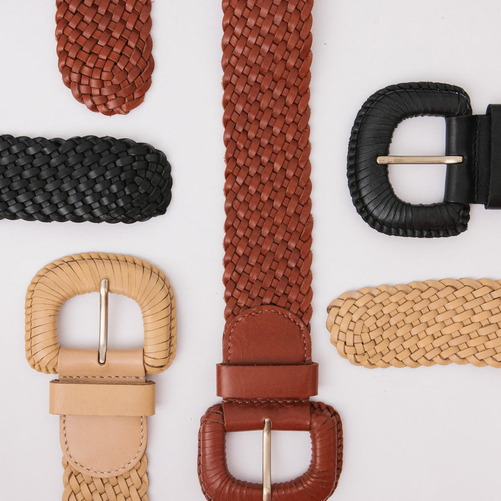 
                      
                        WEAVE MCQUEEN Black Leather Belt
                      
                    